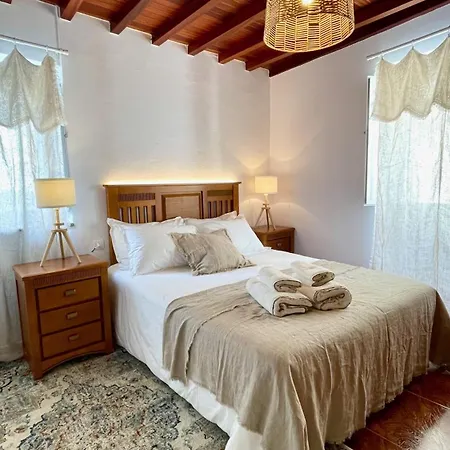 The Cliffs - Barqueiro Paradise Holiday home *