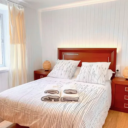 度假居 The Cliffs - Barqueiro Paradise *